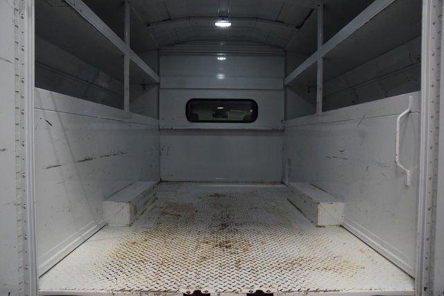 Used 2024 GMC Sierra 3500 Pro w/ Convenience Package image 16