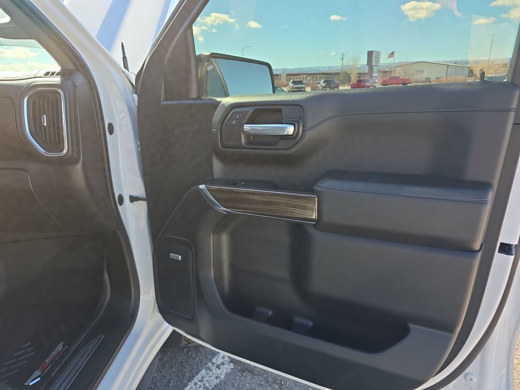 Used 2021 Chevrolet Silverado 1500 LT Trail Boss w/ Convenience Package II image 27