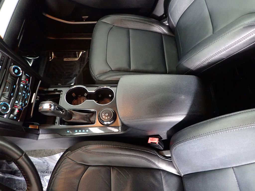 Used 2017 Ford Explorer XLT w/ Equipment Group 202A image 37