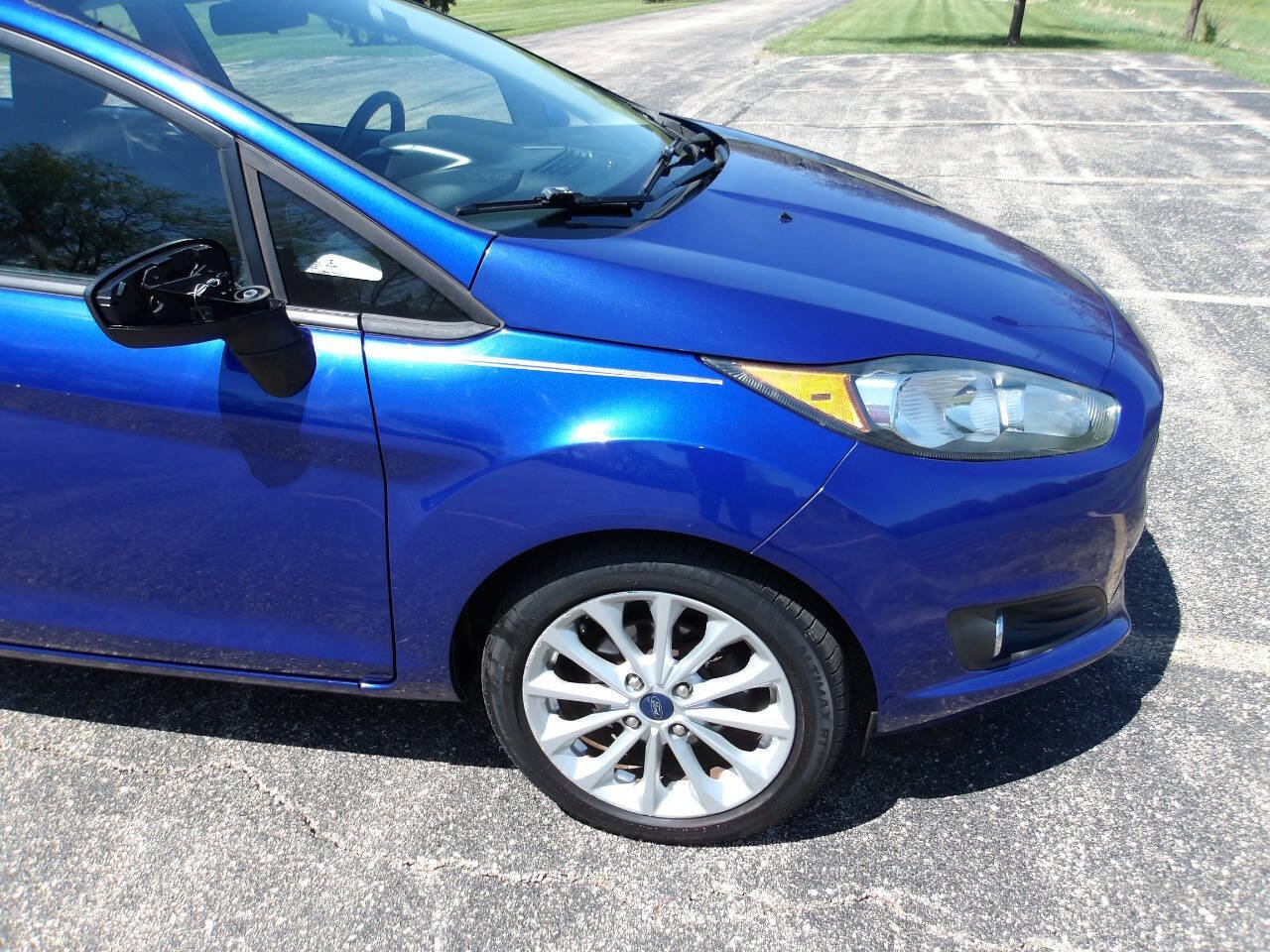 Used 2014 Ford Fiesta SE w/ Equipment Group 201A FWD image 28