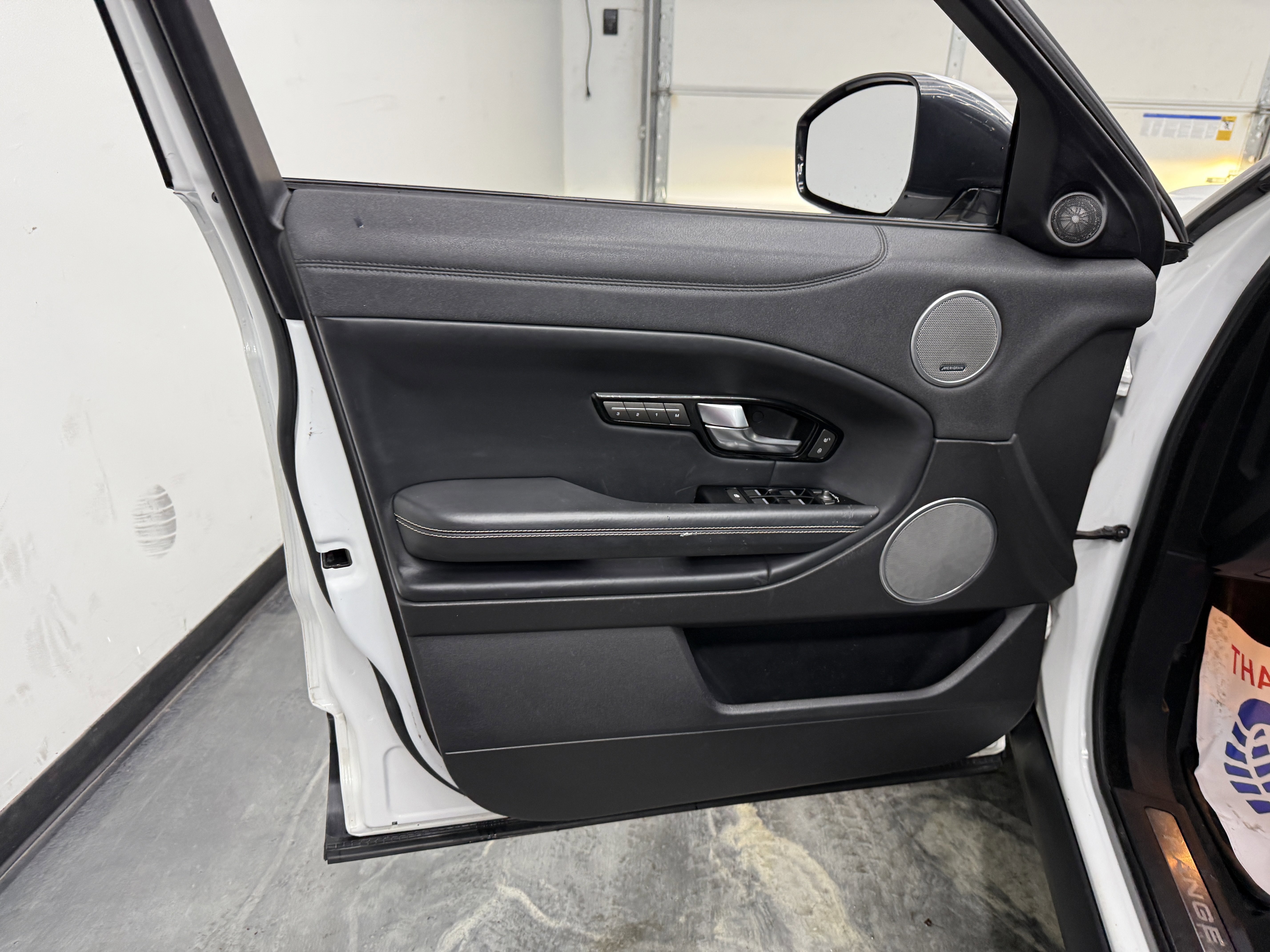 Used 2017 Land Rover Range Rover Evoque HSE image 10