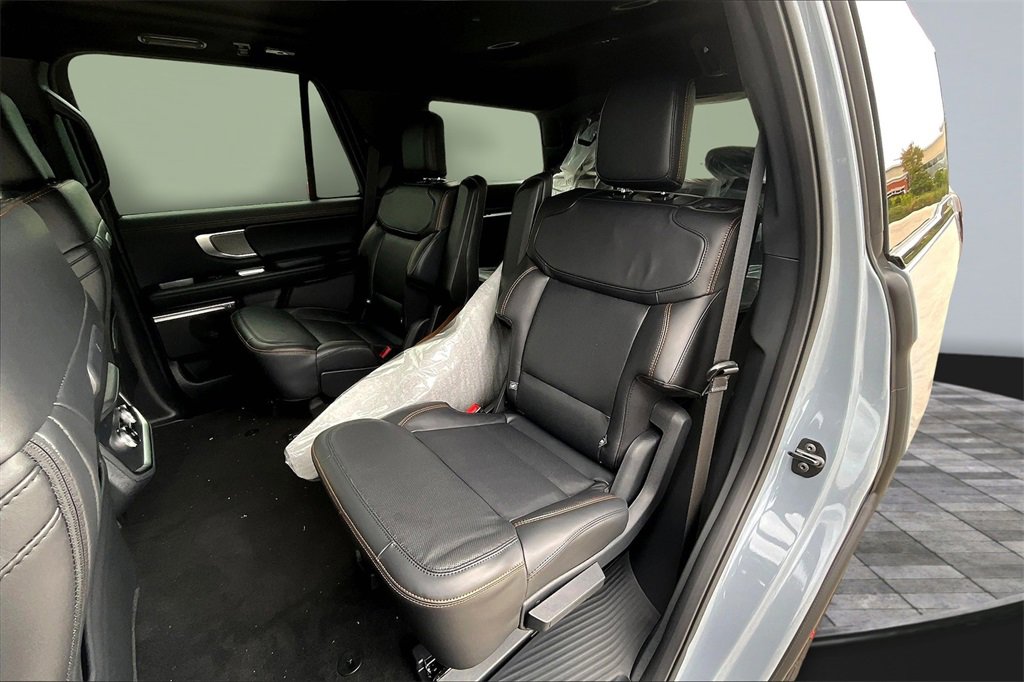 New 2025 Ford Expedition Tremor image 17