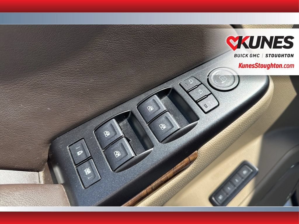 Used 2019 Chevrolet Suburban LT AWD/4WD image 24