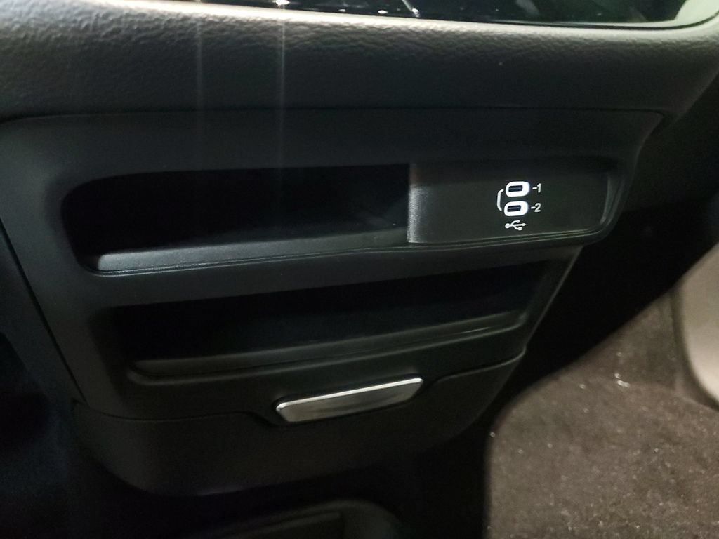 New 2027 Chrysler Pacifica Select FWD image 20
