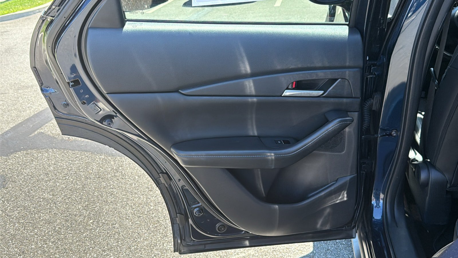 Used 2023 MAZDA CX-30 AWD 2.5 S w/ Select Package image 17