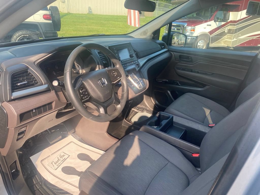 Used 2018 Honda Odyssey LX image 10