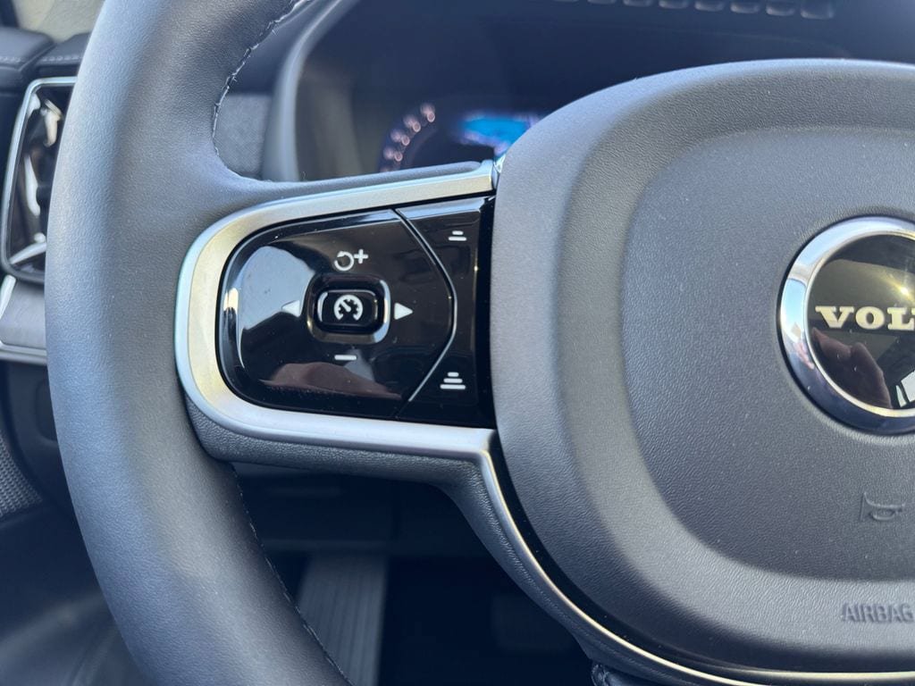 New 2026 Volvo XC90 B6 Ultra w/ Lounge Package AWD/4WD image 16