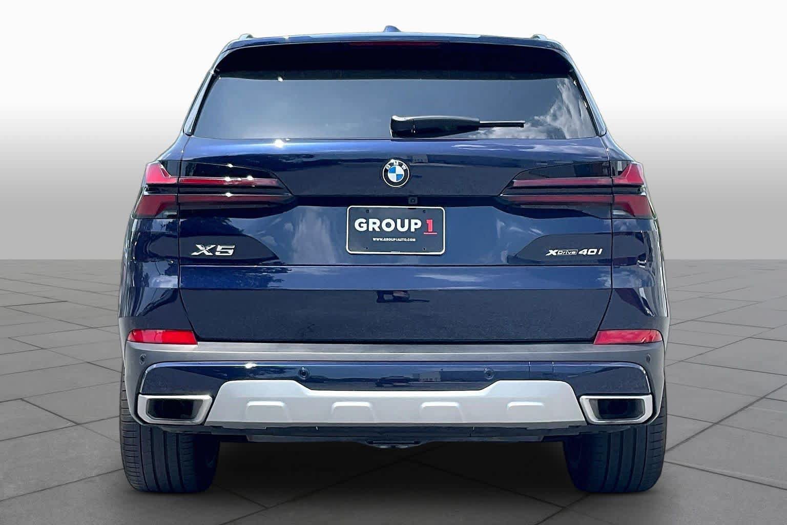 Used 2026 BMW X5 xDrive40i w/ Climate Comfort Package AWD/4WD image 4