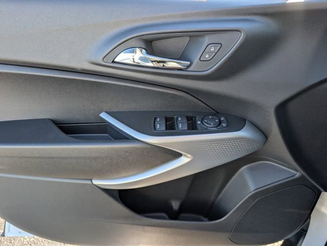 New 2026 Chevrolet Trax LS image 12