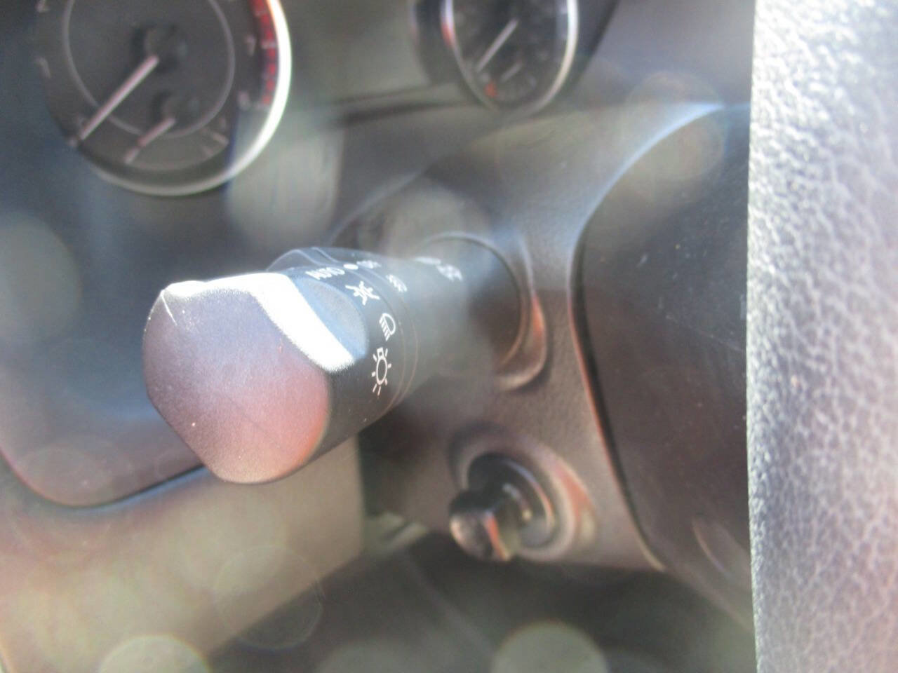 Used 2023 Nissan Armada Platinum w/ Captain's Chairs Package image 18