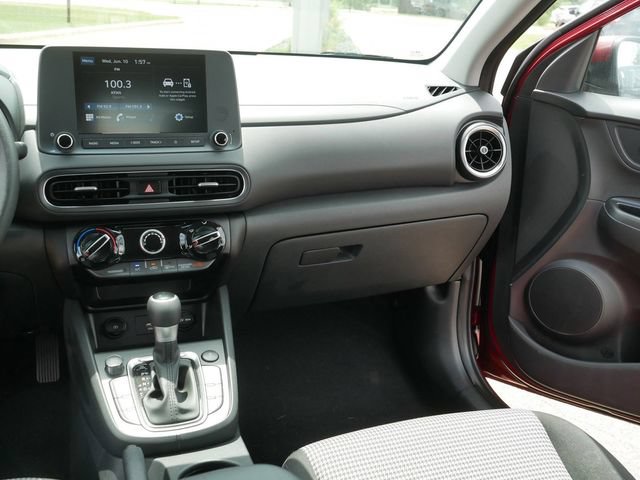 Used 2023 Hyundai Kona SE AWD/4WD image 23