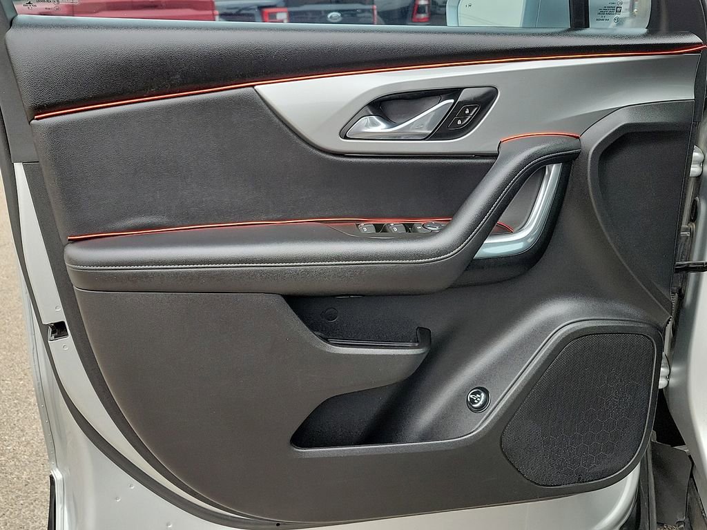 Used 2020 Chevrolet Blazer LT FWD image 18