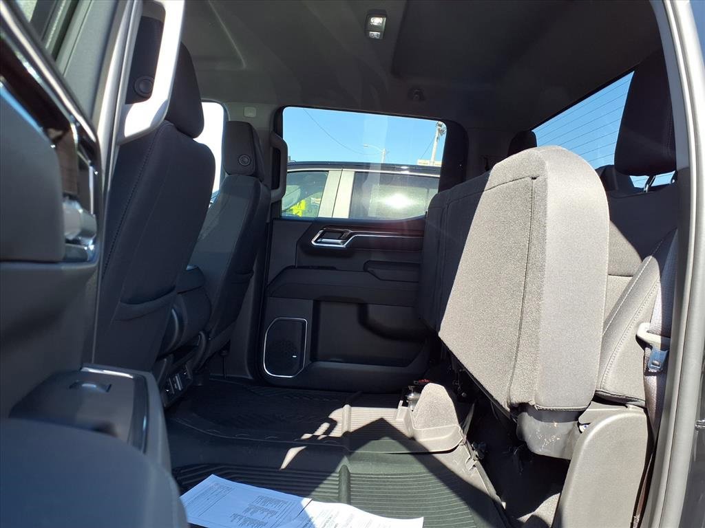 Used 2024 Chevrolet Silverado 1500 LT Trail Boss w/ Protection Package image 13