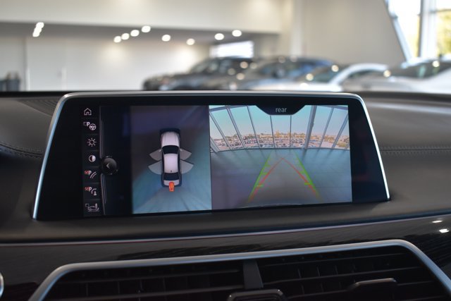 Used 2017 BMW 740e xDrive AWD/4WD image 16