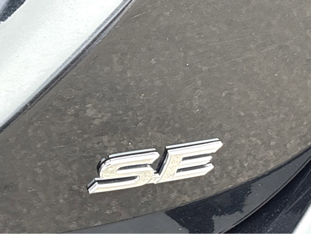 Used 2020 Toyota Camry SE image 20
