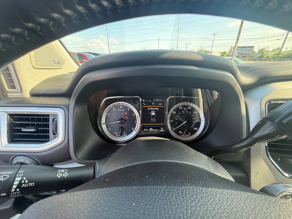 Used 2019 Nissan Titan PRO-4X w/ Pro-4x Convenience Package AWD/4WD image 17