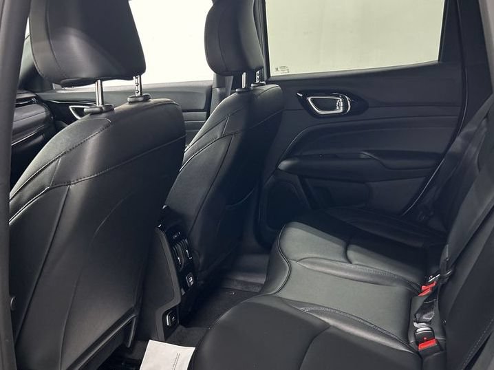 New 2026 Jeep Compass Limited AWD/4WD image 19