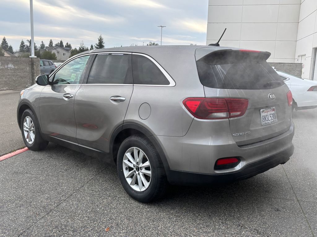 Used 2019 Kia Sorento LX image 7