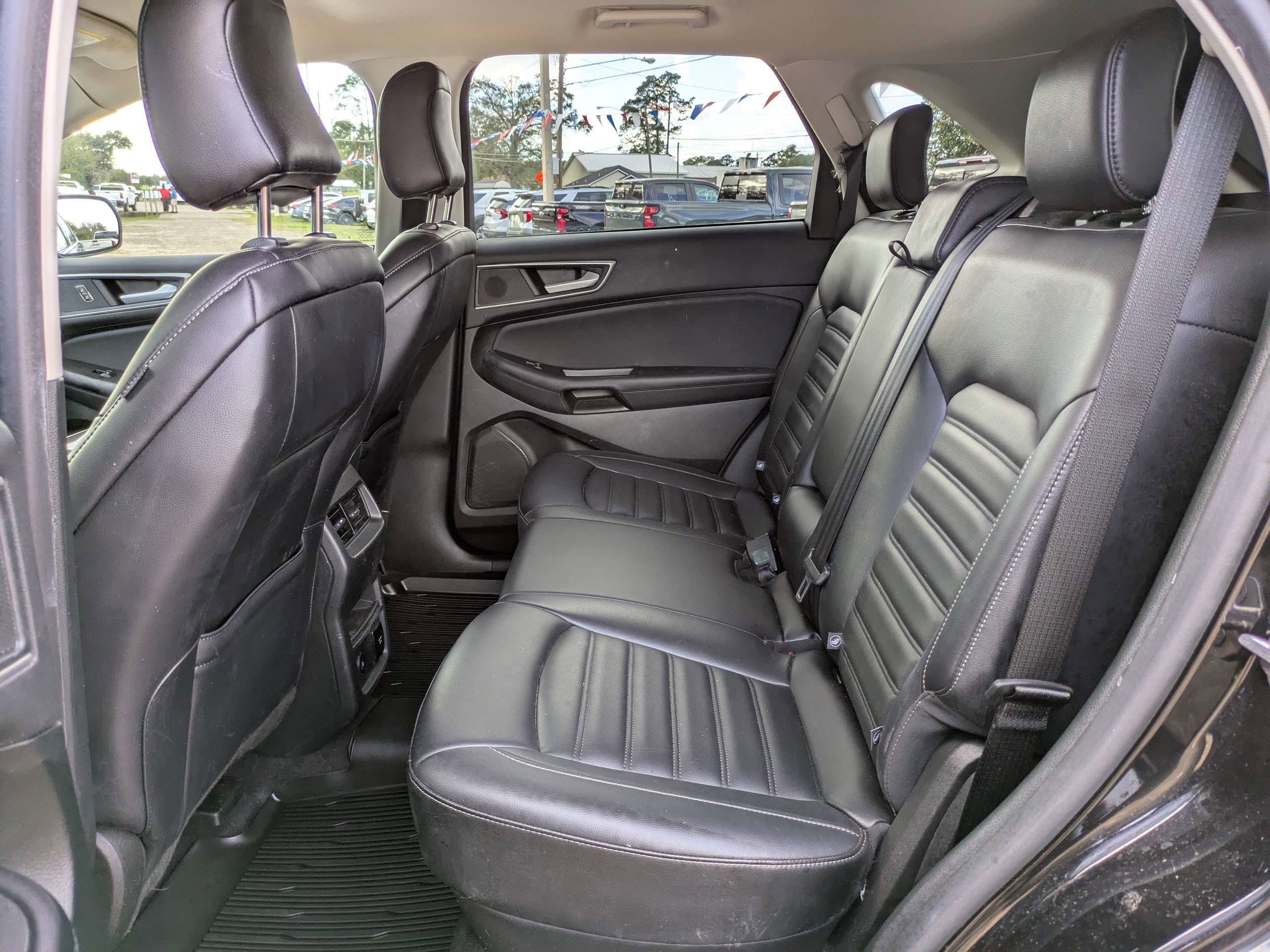 Used 2023 Ford Edge SEL w/ Convenience Package AWD/4WD image 21