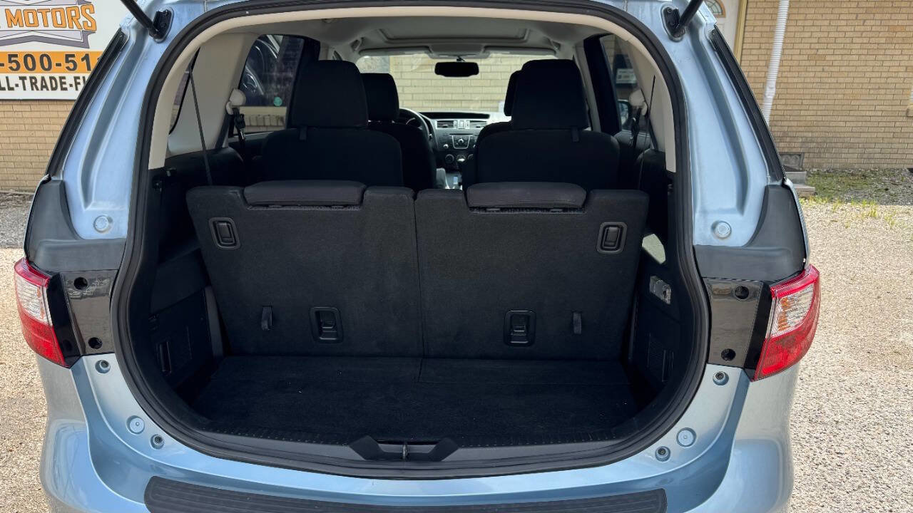 Used 2012 MAZDA MAZDA5 Touring w/ Moonroof & Audio Pkg image 18
