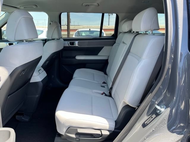 New 2026 Hyundai Santa Fe SE FWD image 17