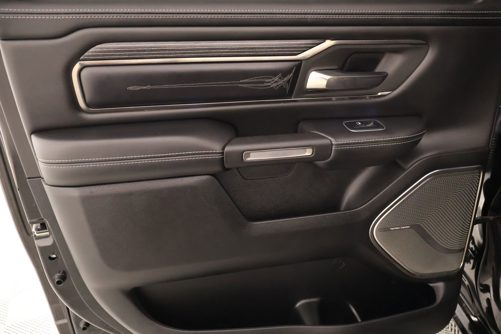 Used 2020 RAM 1500 Limited w/ Black Appearance Package image 19