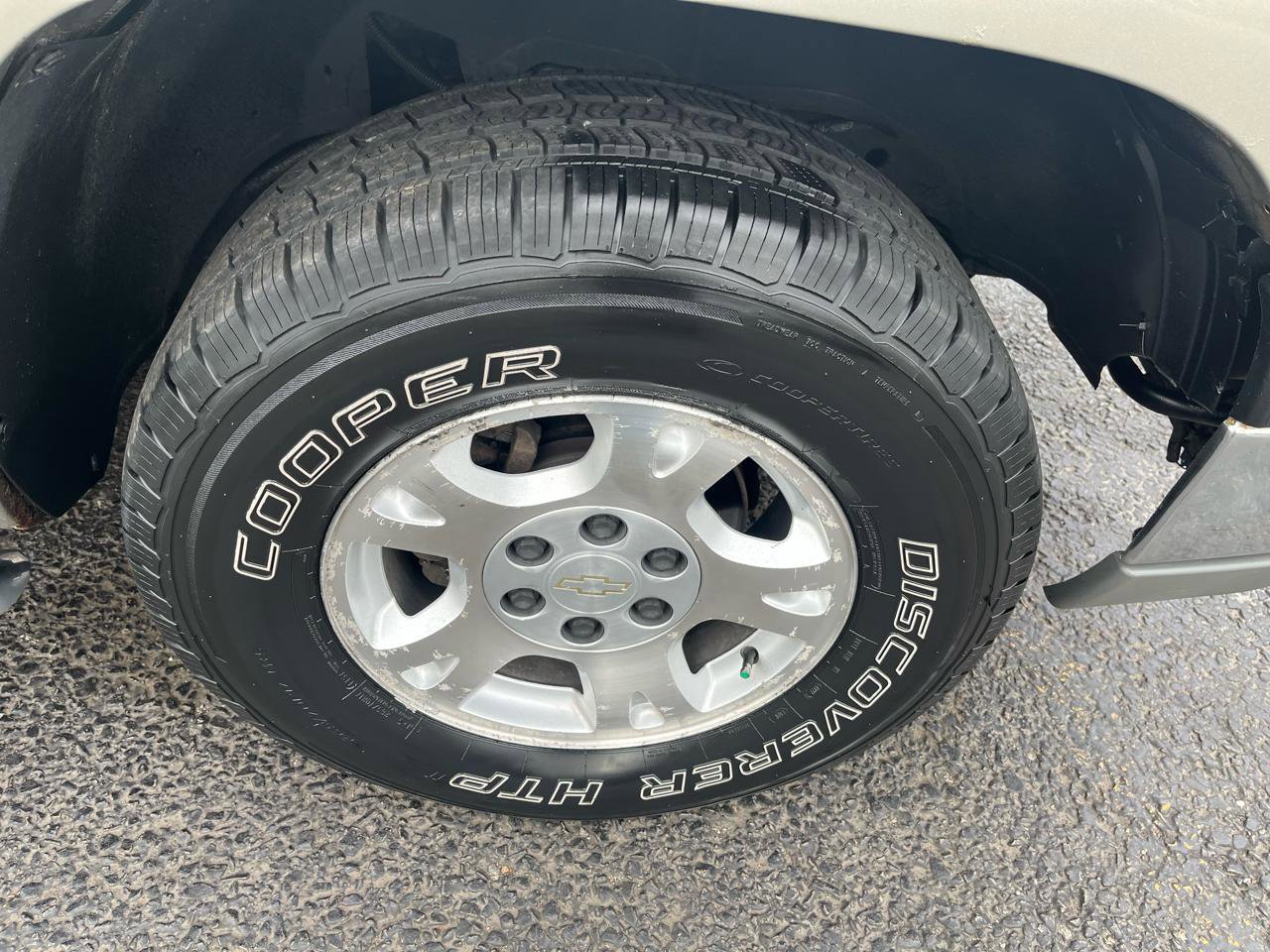 Used 2003 Chevrolet Avalanche 2WD image 12