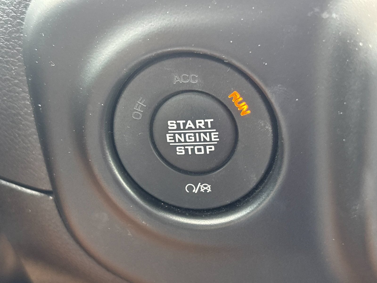 Used 2022 Jeep Wrangler Unlimited Rubicon w/ Dual Top Group AWD/4WD image 24