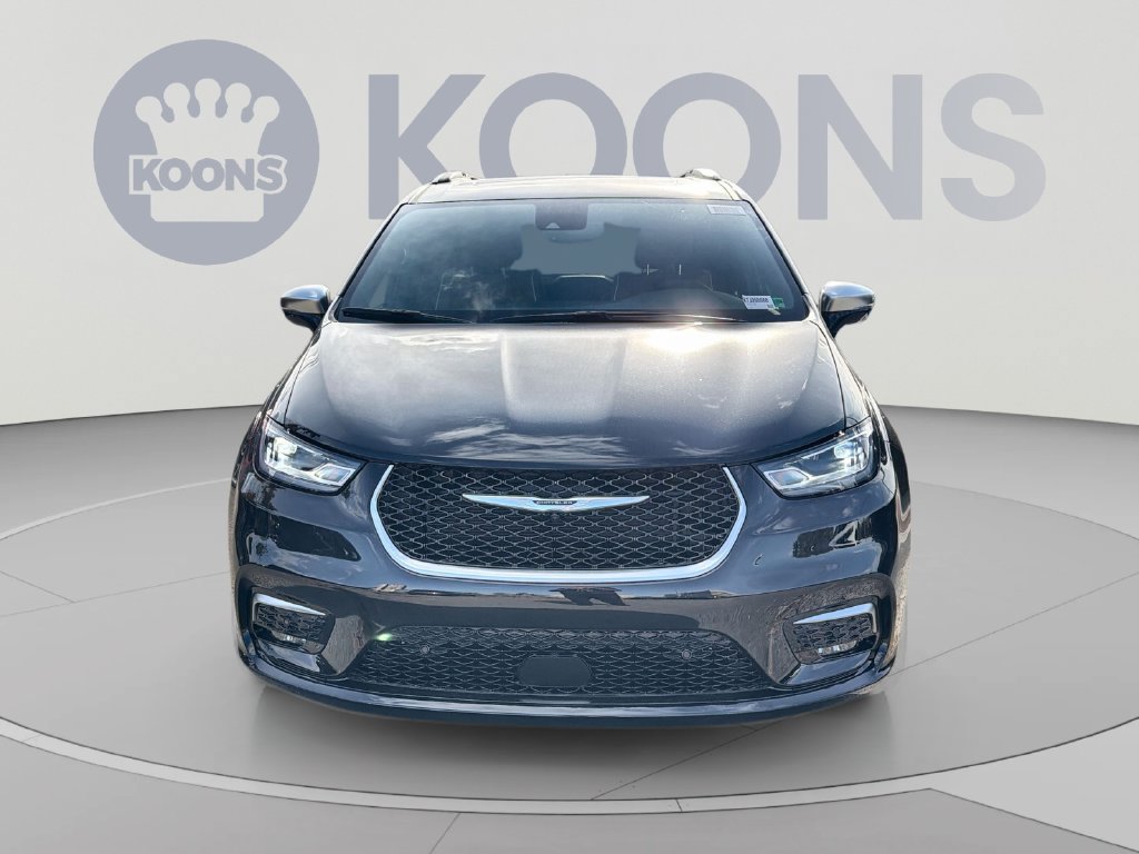 Used 2026 Chrysler Pacifica Pinnacle FWD image 11