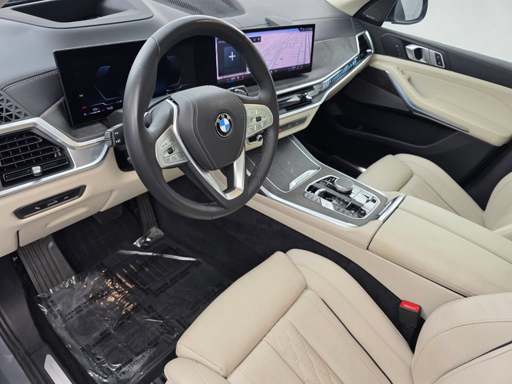 Certified 2024 BMW X7 xDrive40i w/ Premium Package AWD/4WD image 10