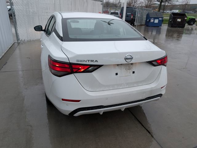 Used 2022 Nissan Sentra S image 17