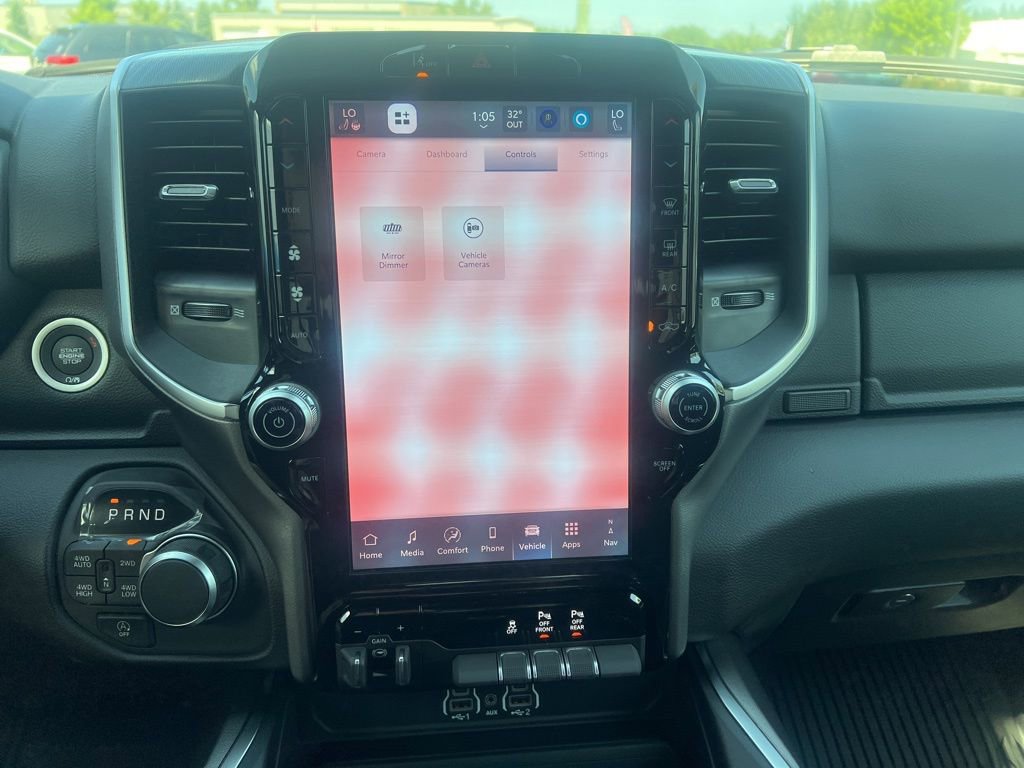 New 2026 RAM 1500 4x4 Crew Cab image 36