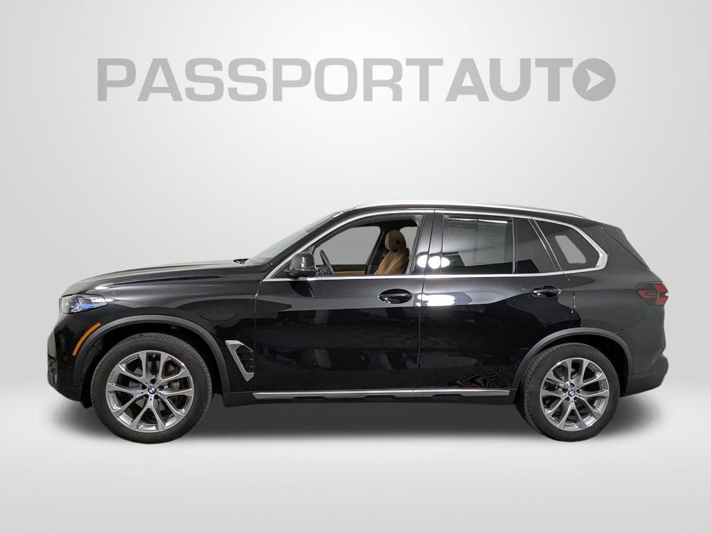 Certified 2024 BMW X5 xDrive40i w/ Premium Package image 2