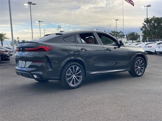 New 2026 BMW X6 xDrive40i w/ Climate Comfort Package image 6
