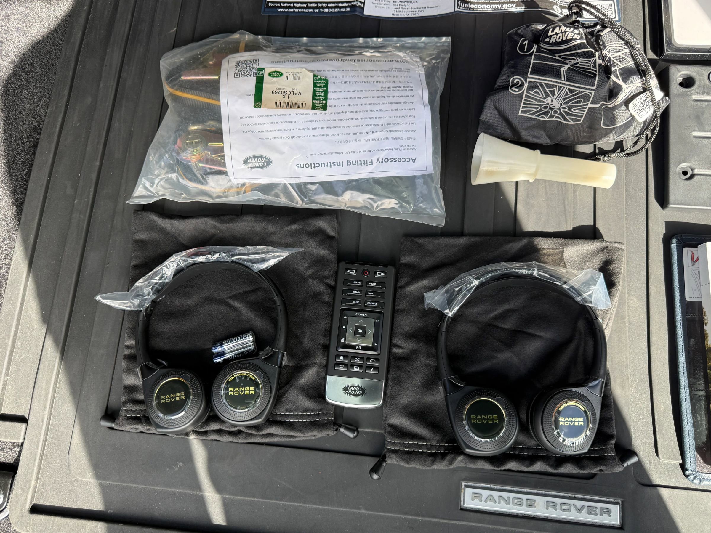 Used 2016 Land Rover Range Rover HSE image 30