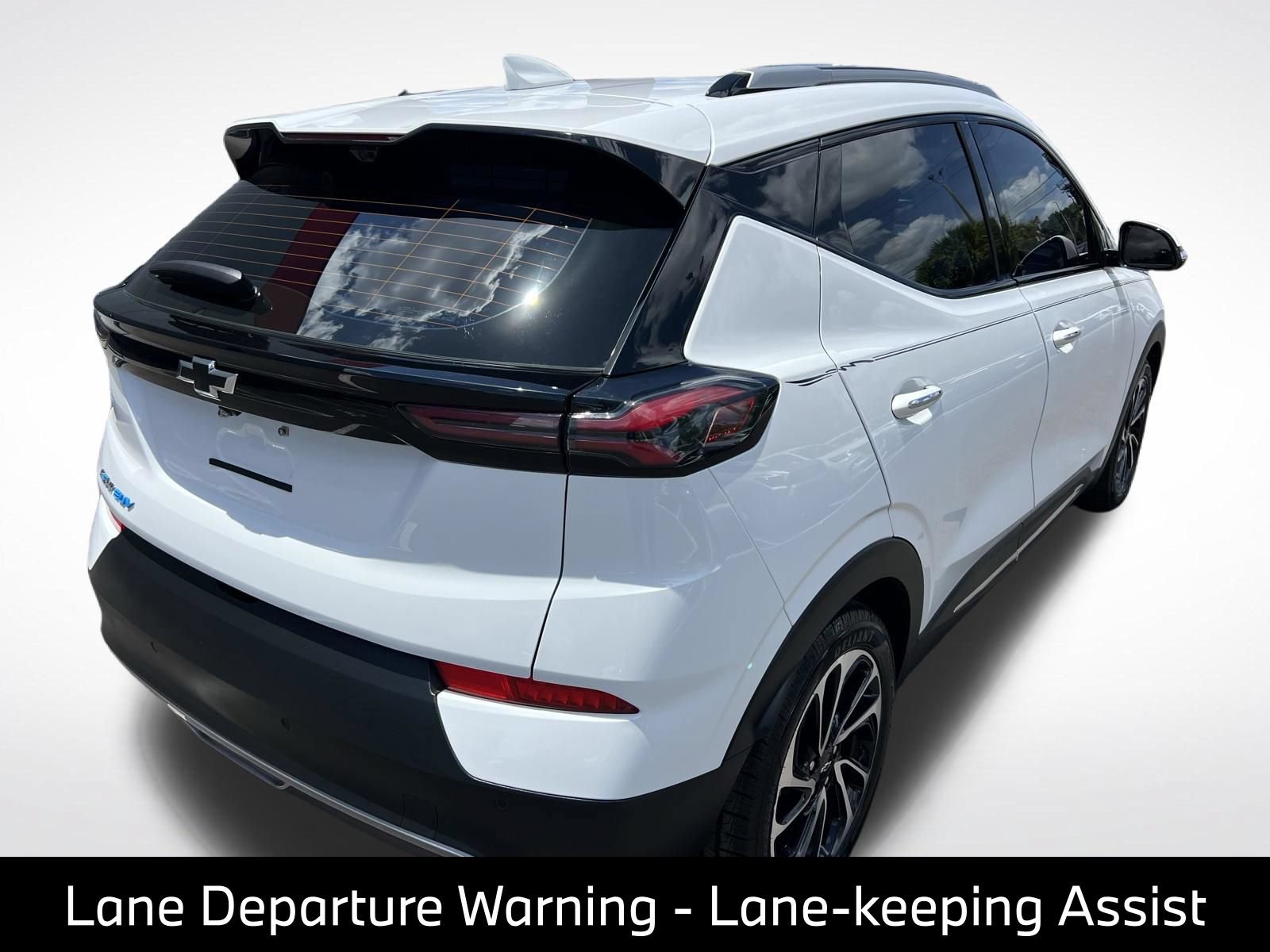 Used 2022 Chevrolet Bolt EUV Premier w/ Super Cruise Package FWD image 10