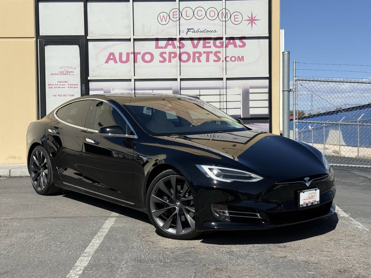 Used 2018 Tesla Model S 75D AWD/4WD image 2
