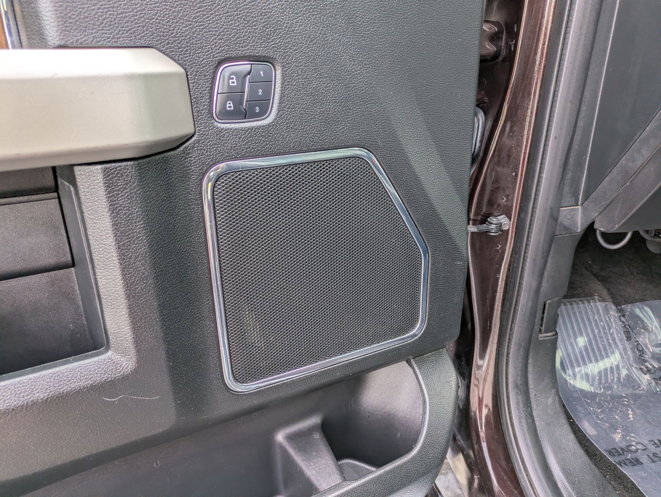 Used 2018 Ford F150 Lariat w/ Equipment Group 502A Luxury image 13