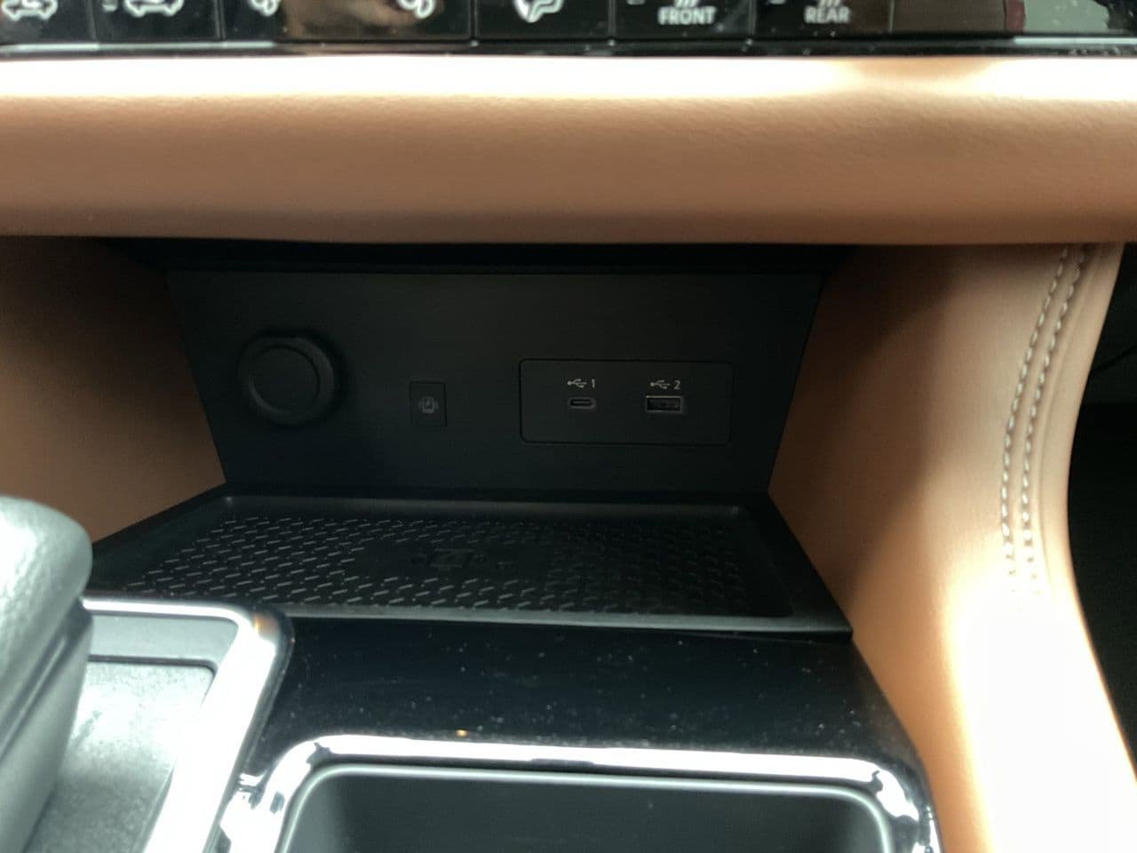 Used 2024 Nissan Pathfinder Platinum w/ Cargo Package AWD/4WD image 27