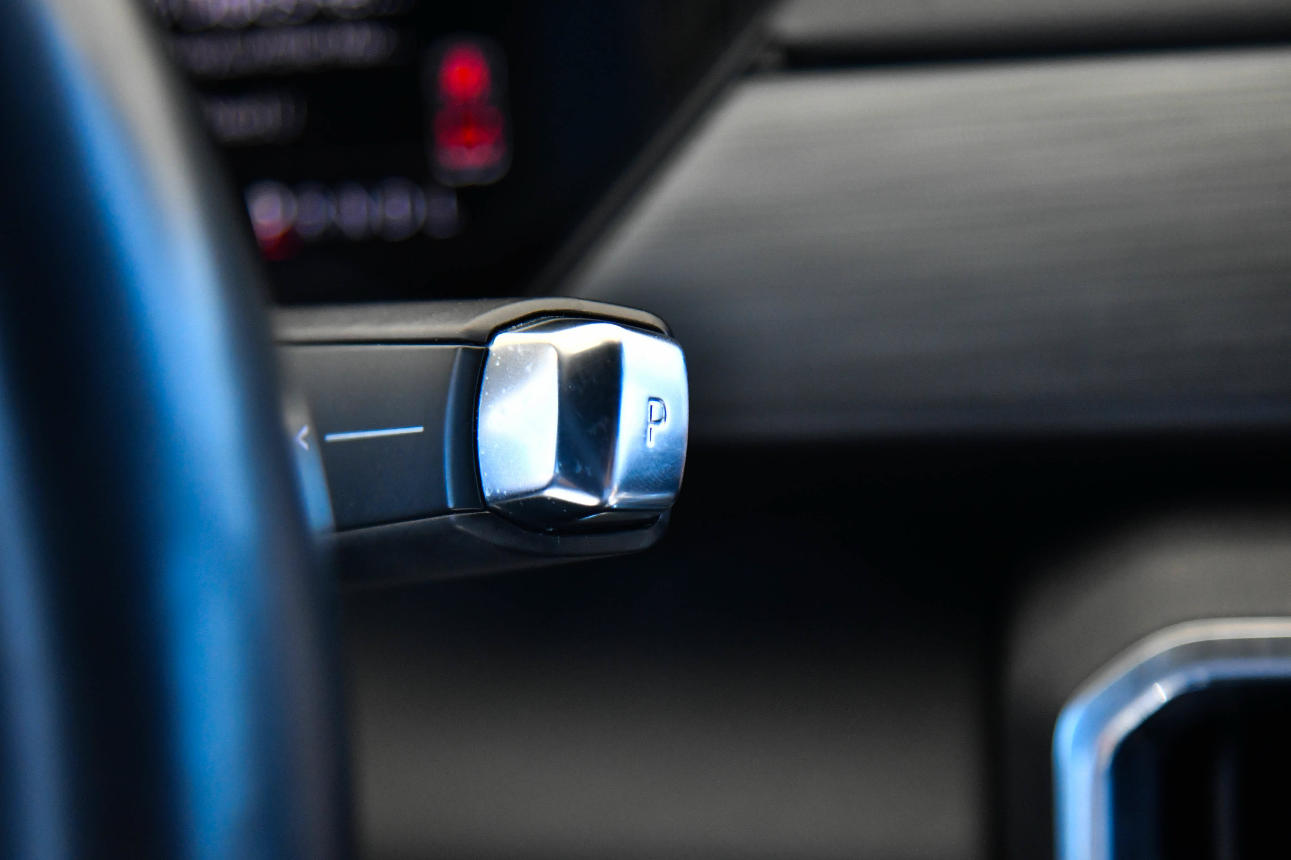 Used 2024 GMC Acadia Elevation FWD image 33