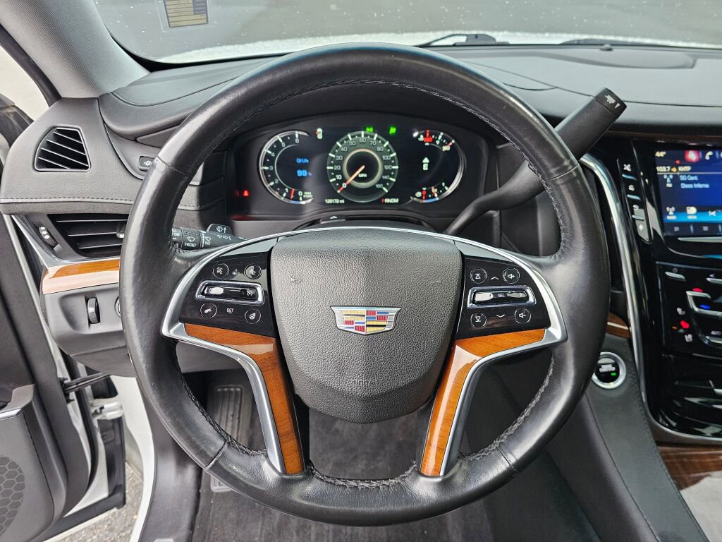 Used 2016 Cadillac Escalade Premium image 24