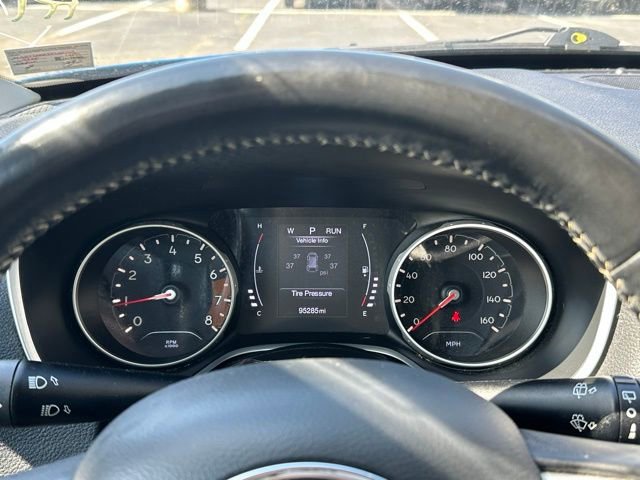 Used 2019 Jeep Compass Latitude w/ Safety & Security Group image 23