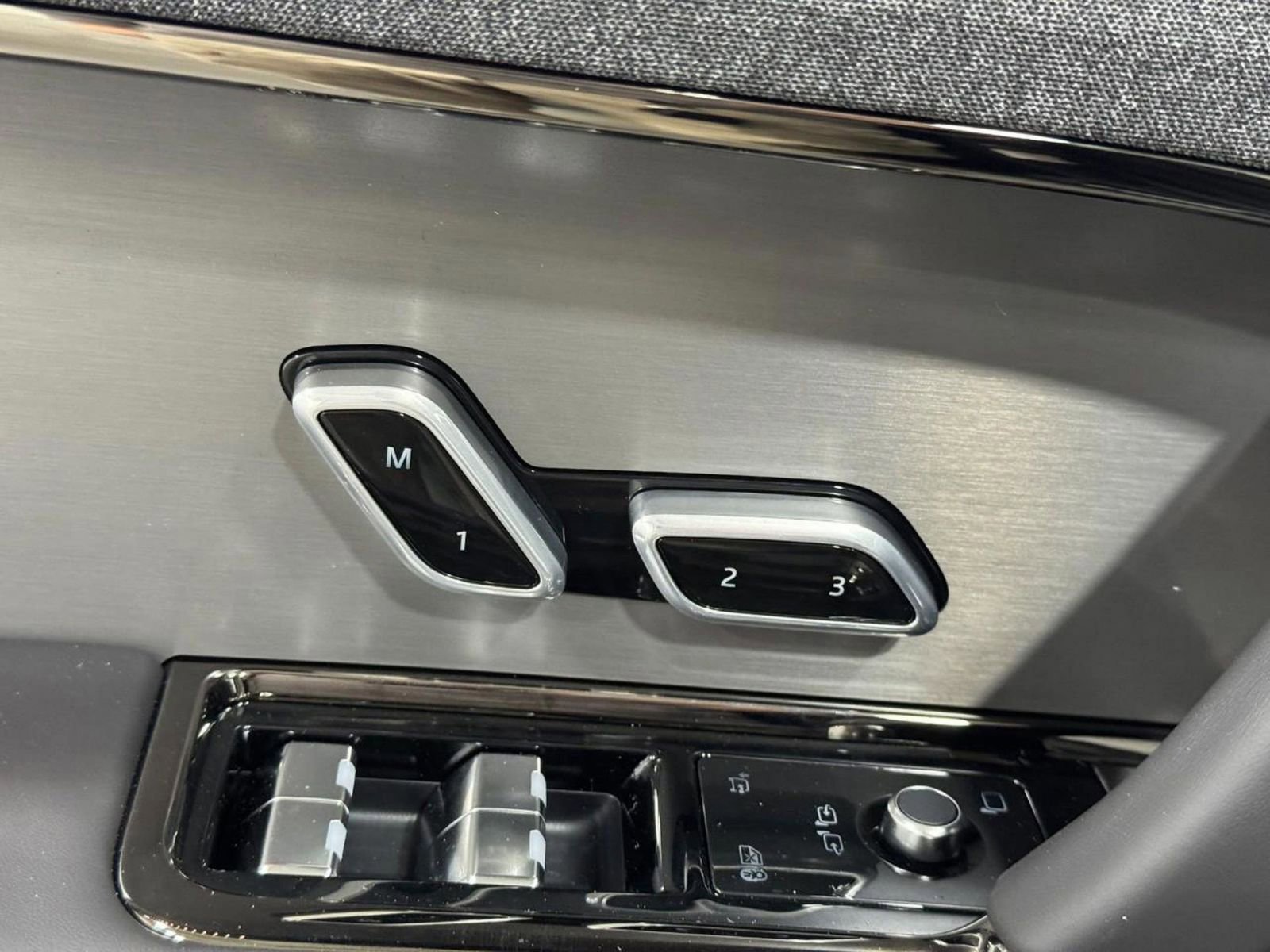 New 2026 Land Rover Range Rover Sport Dynamic SE image 24