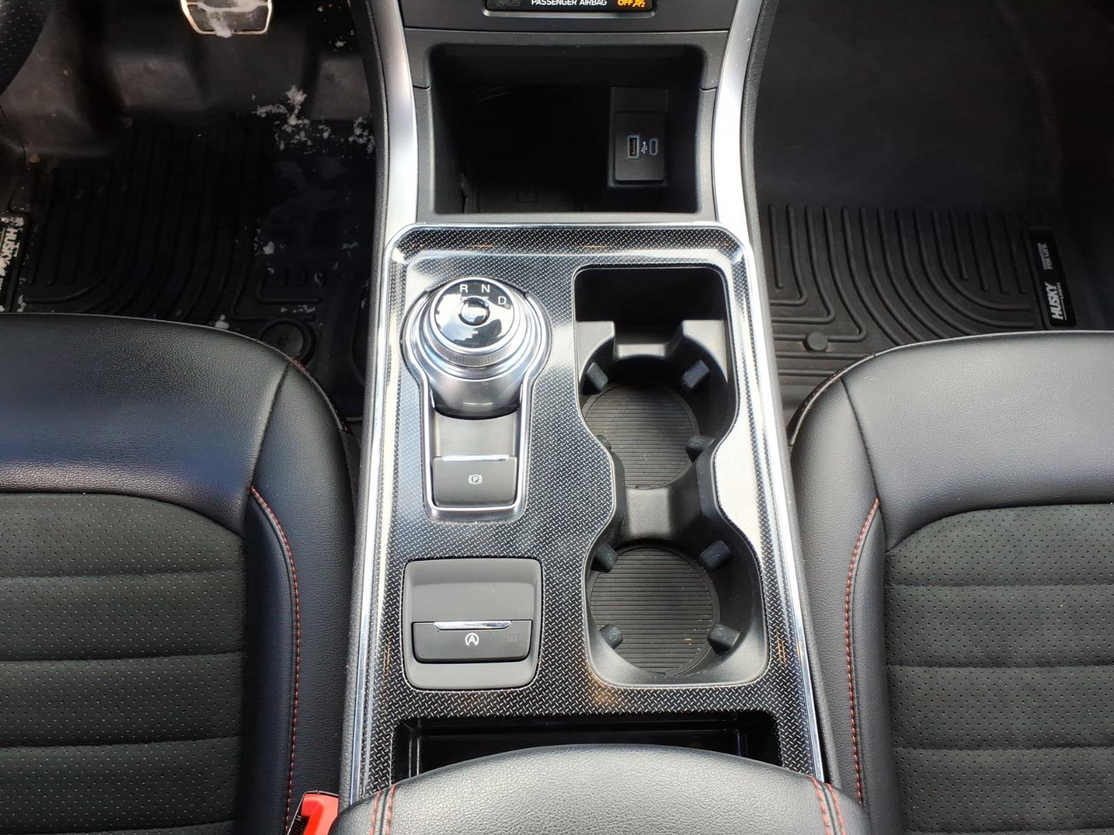 Used 2022 Ford Edge ST-Line image 18