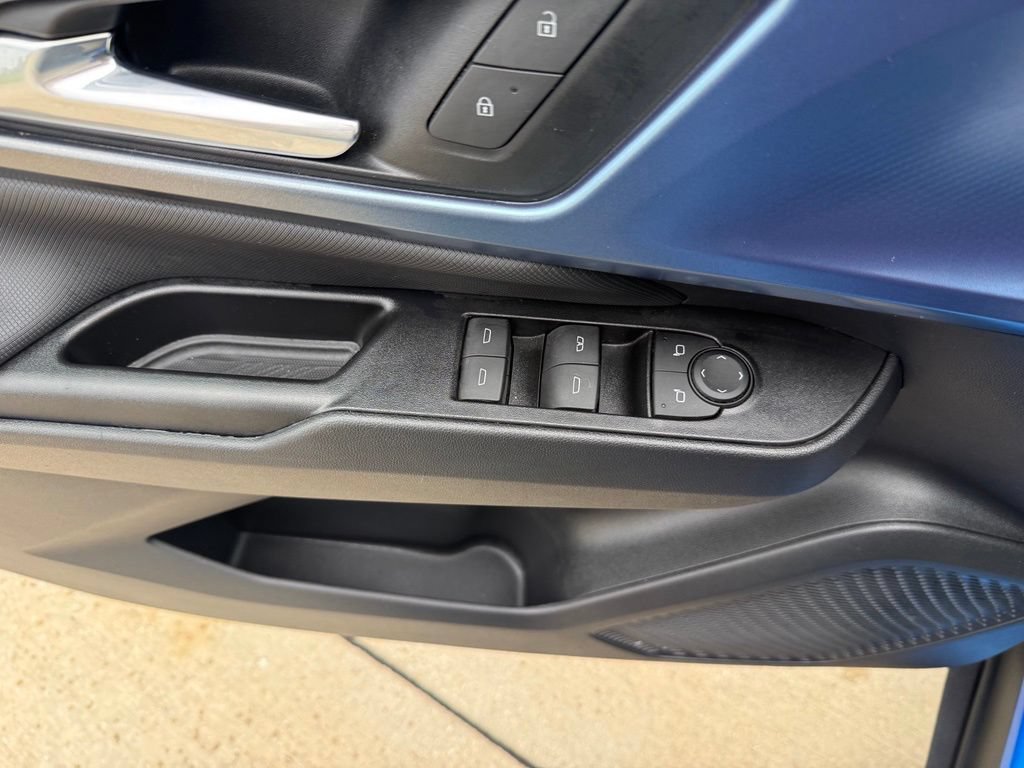 Used 2024 Chevrolet Equinox EV LT FWD image 25