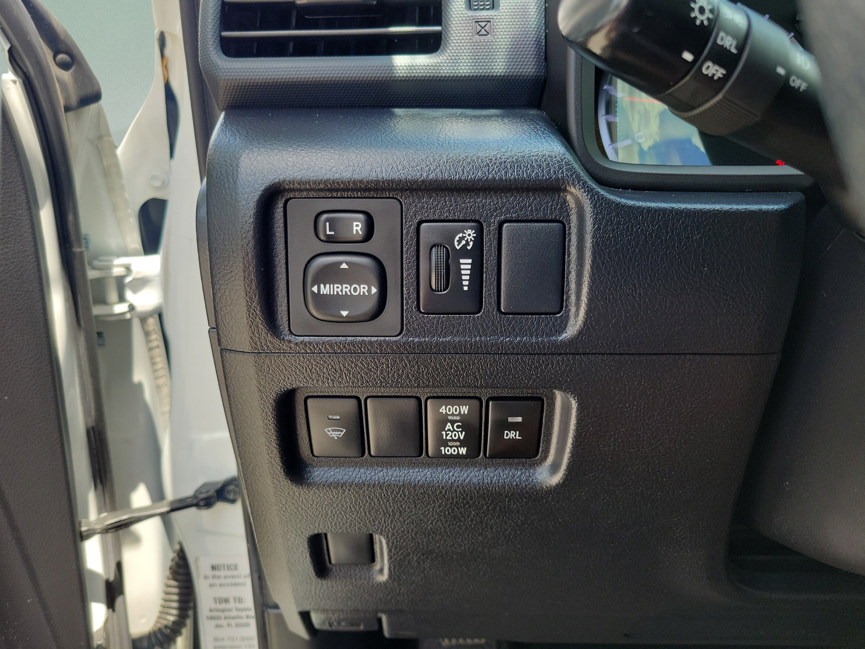 Used 2017 Toyota 4Runner SR5 Premium RWD image 19