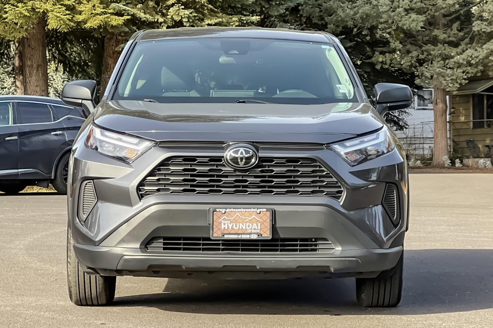 Used 2024 Toyota RAV4 LE image 10