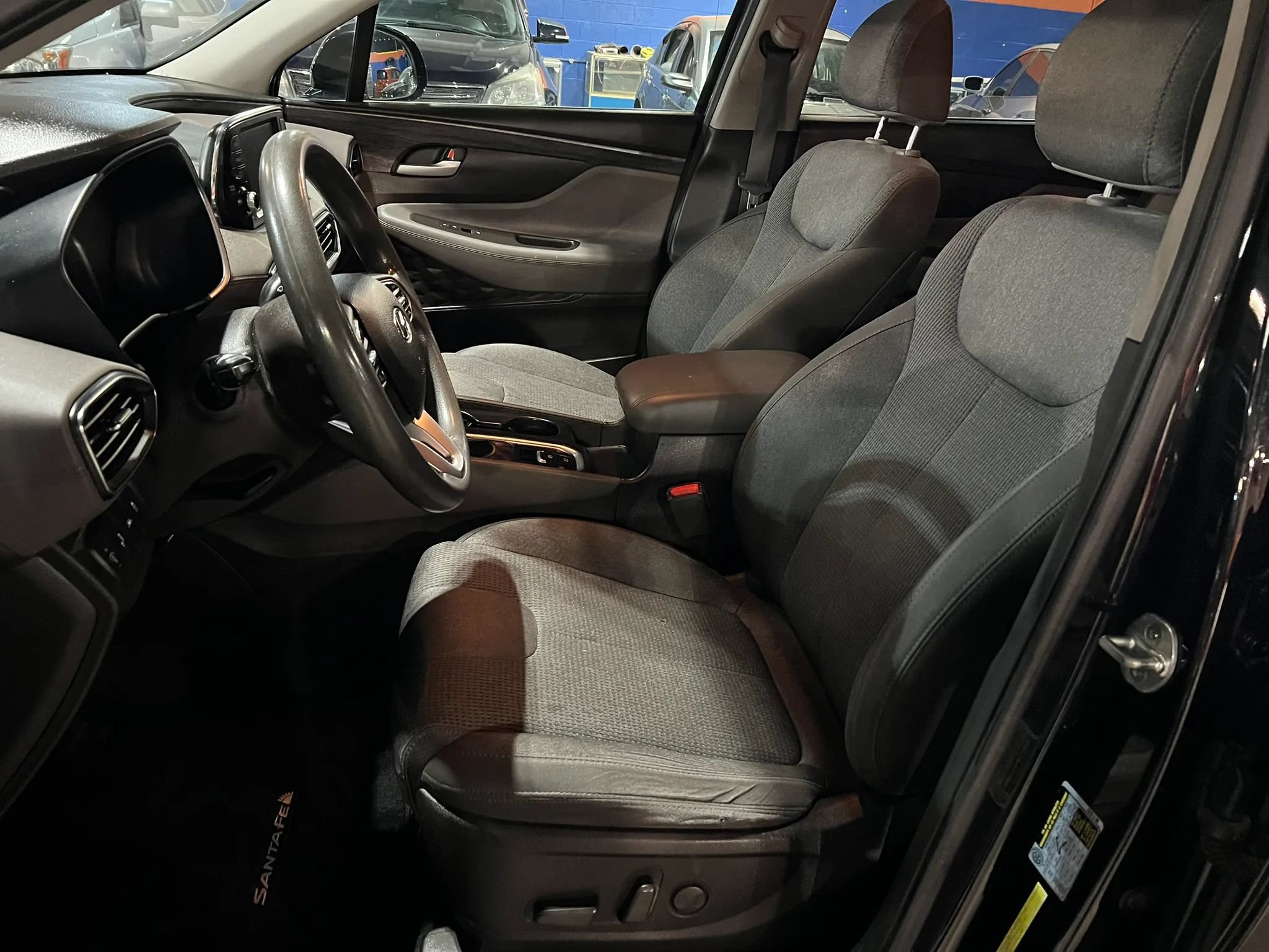 Used 2019 Hyundai Santa Fe SEL FWD image 10
