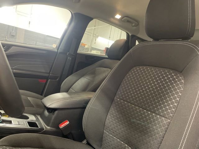 Used 2023 Ford Escape Active image 12