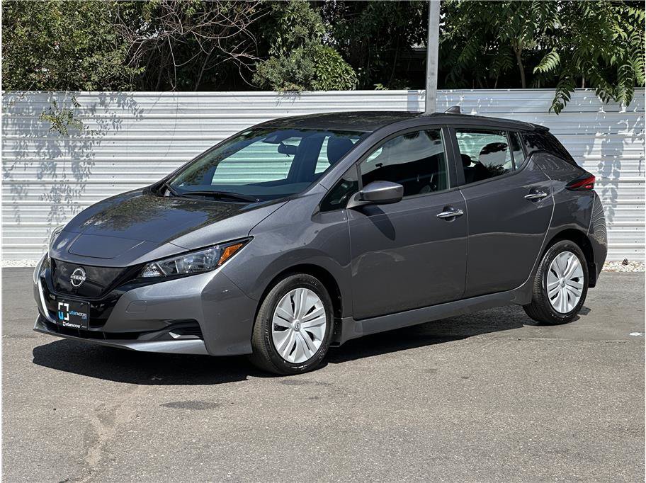 Used 2025 Nissan Leaf S FWD image 6